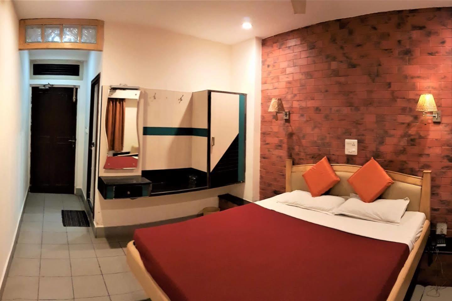 Fabhotel Kinnera Comforts Railway Station Višákhapatnam Exteriér fotografie
