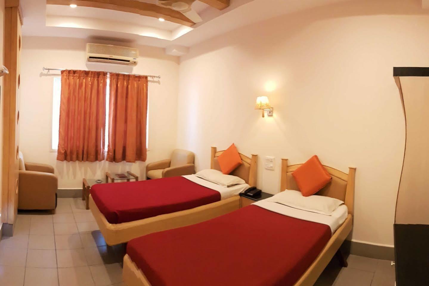 Fabhotel Kinnera Comforts Railway Station Višákhapatnam Exteriér fotografie