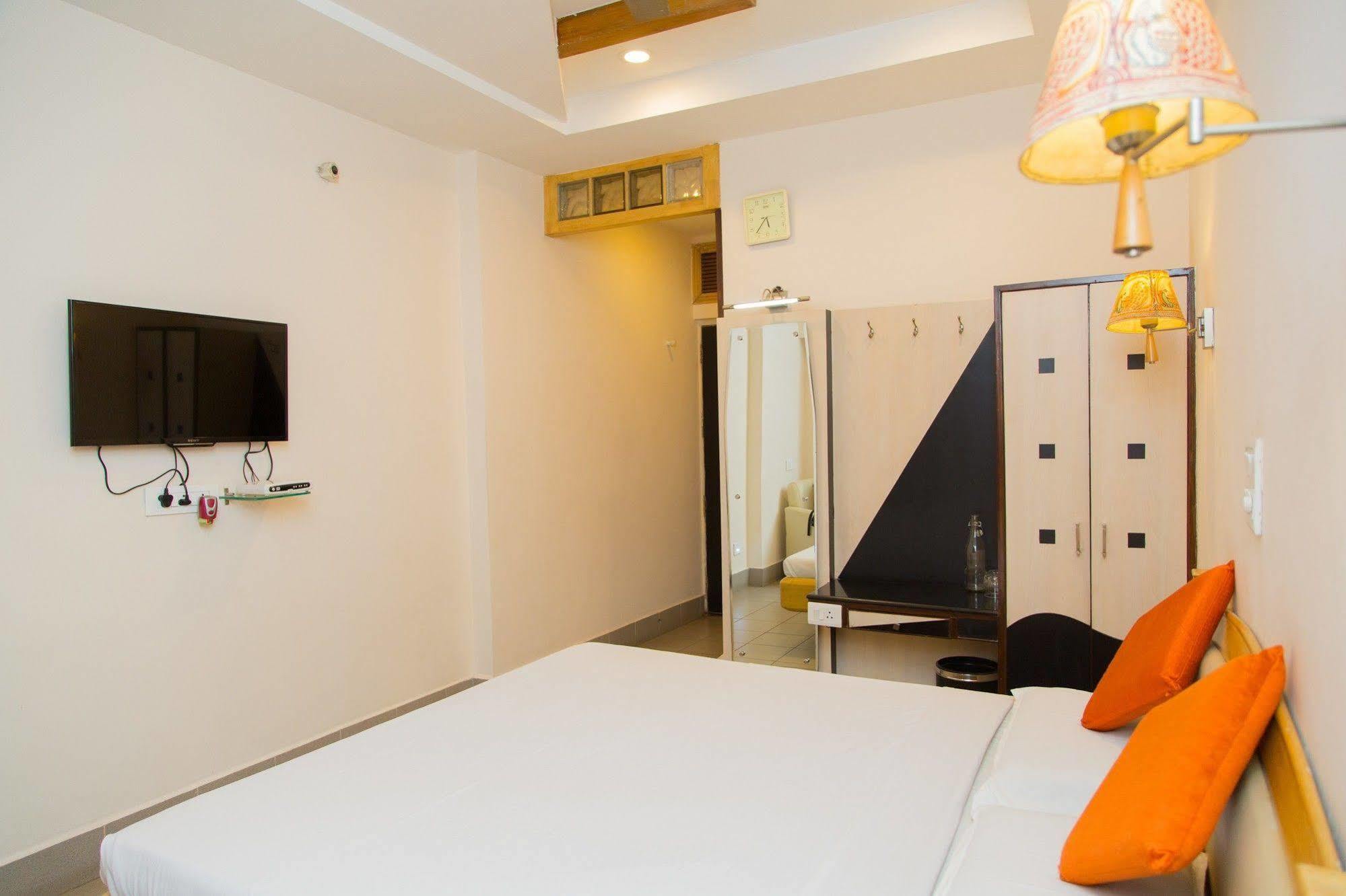 Fabhotel Kinnera Comforts Railway Station Višákhapatnam Exteriér fotografie