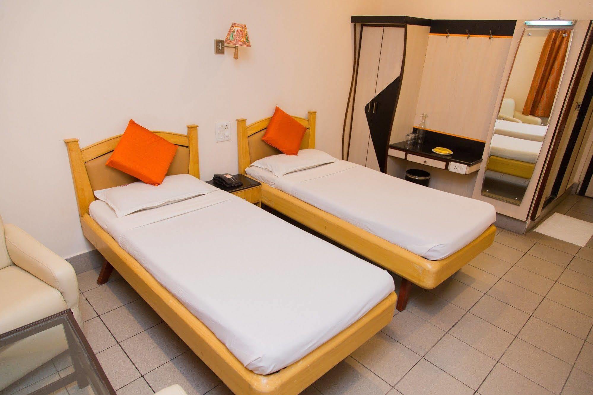 Fabhotel Kinnera Comforts Railway Station Višákhapatnam Exteriér fotografie