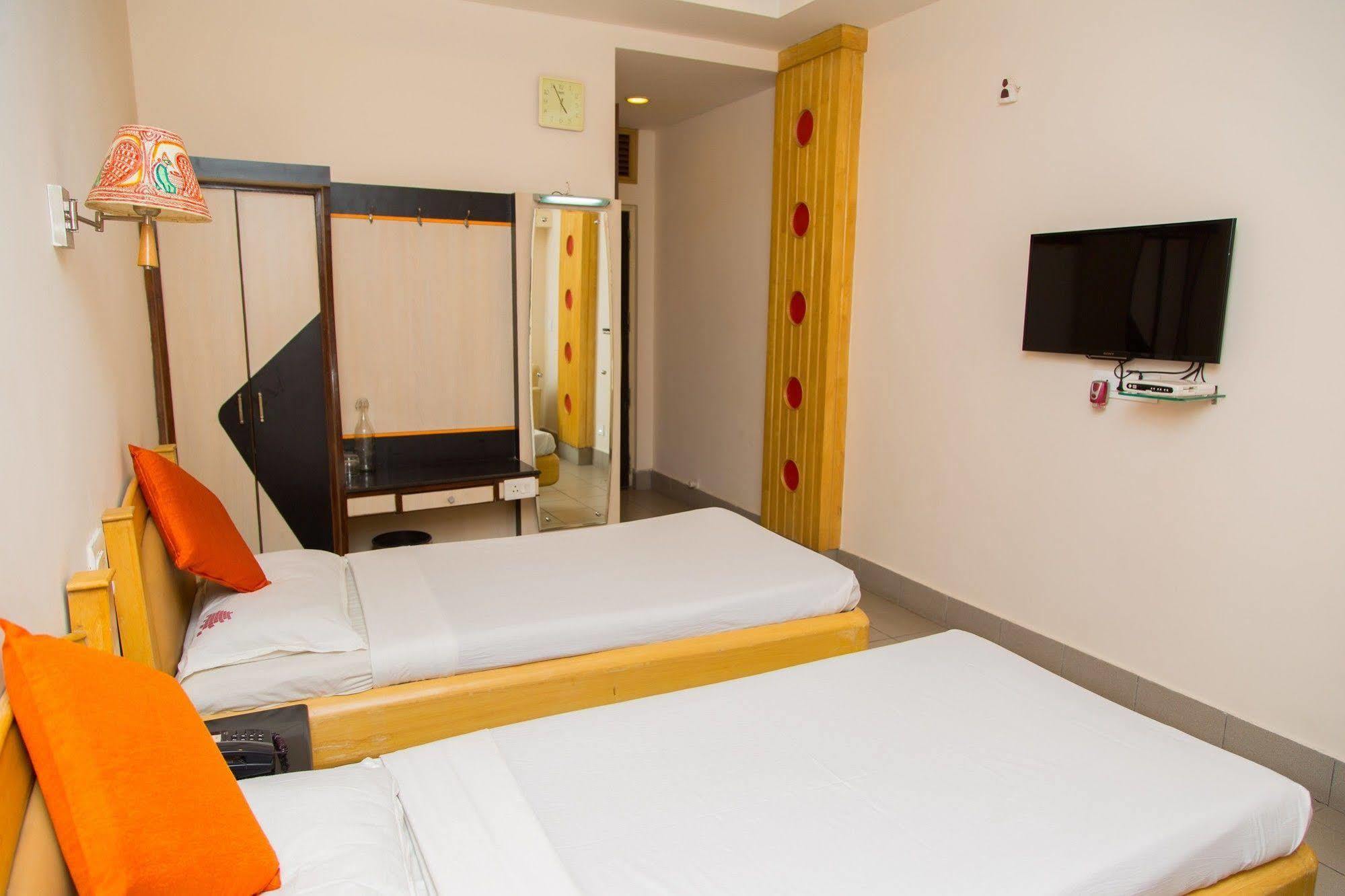 Fabhotel Kinnera Comforts Railway Station Višákhapatnam Exteriér fotografie